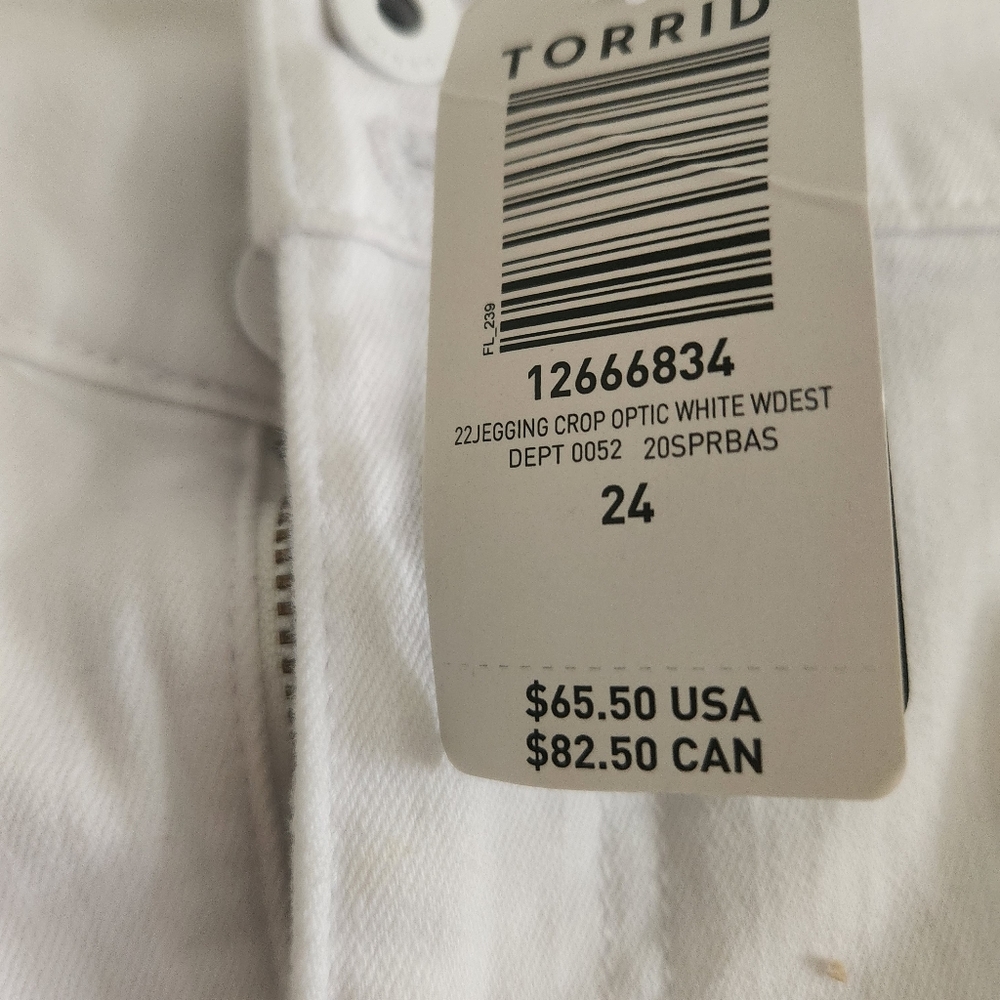 Torrid Capris - Picture 3 of 3